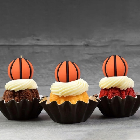 Dekoracje na Babeczki Koszykówka 3D 24 szt Toppery BOXOB NBA