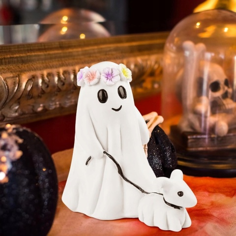 Figurka ducha z psem dekoracja ozdoba na Halloween 15 cm z żywicy biała
