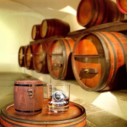 Szklanka do whisky Prezent na 51 urodziny z pudelkiem beczką Angielski