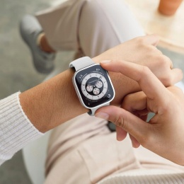 Etui do Apple Watch 40 mm wodoodporne szkło hartowane czerwone